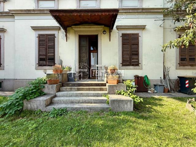 Appartamento in vendita di 145 m² in Via Piave