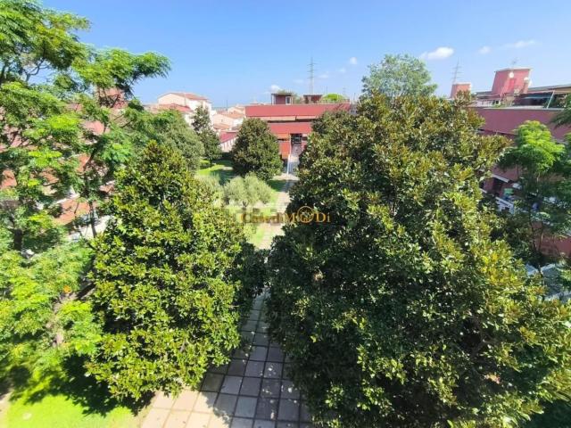 Appartamento in vendita di 145 m² in Via Provinciale Pisana, 57121