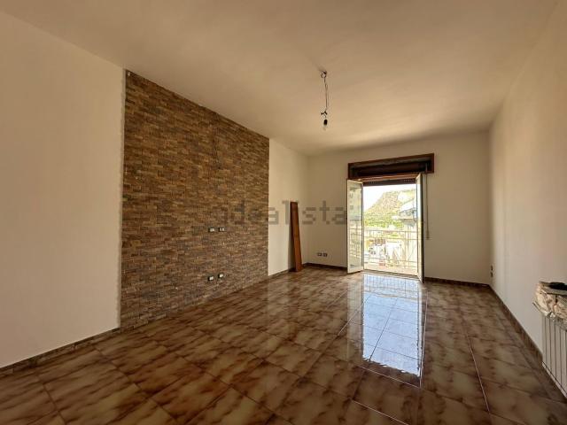Appartamento in vendita di 145 m² in Via R. Pilo, 4