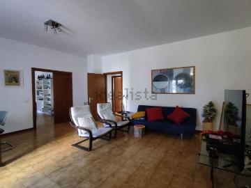 Appartamento in vendita di 145 m² in Via Rocco Scotellaro