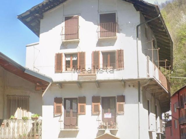 Appartamento in vendita di 135 m² in Via Roma, 77