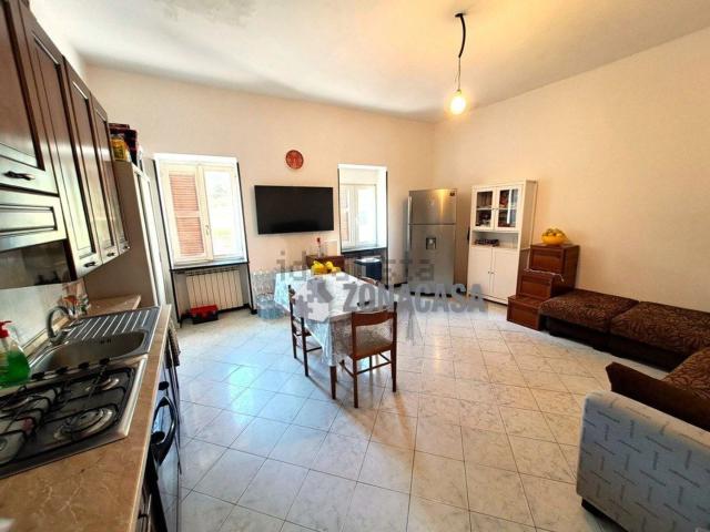 Appartamento in vendita di 145 m² in Via Roma