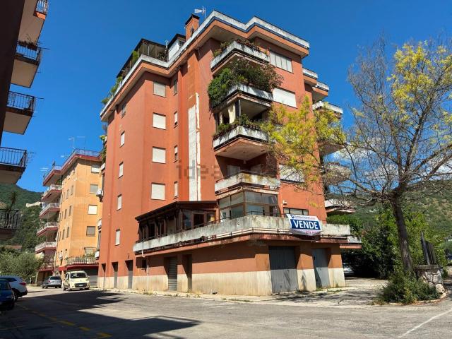 Appartamento in vendita di 145 m² in Via Tommaso Campanella, 26