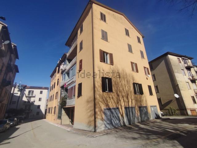 Appartamento in vendita di 145 m² in Via Ugo Frascherelli