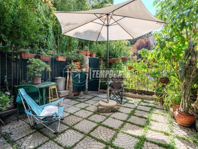 Appartamento in vendita di 145 m² in Via Vallecupa
