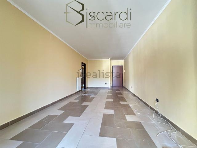 Appartamento in vendita di 145 m² in Via Vittime Civili di Guerra