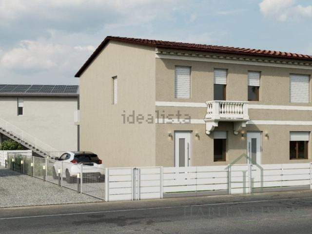 Appartamento in vendita di 145 m² in Via XIII Novembre 1944, 10