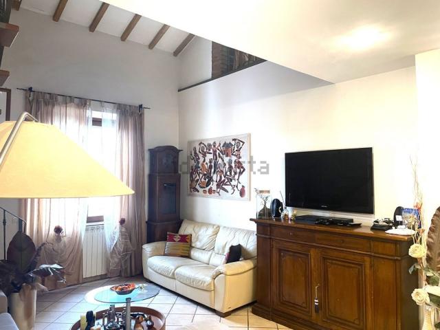 Appartamento in vendita di 145 m² in Viale Telamonio