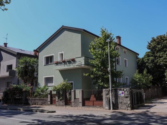 Appartamento in vendita di 145 m² in Viale Trieste, 97