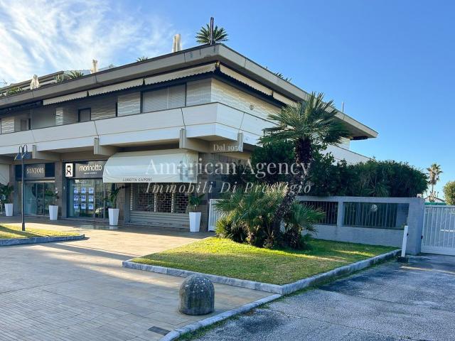 Appartamento in vendita di 145 m² in Viale Ammiraglio Morin