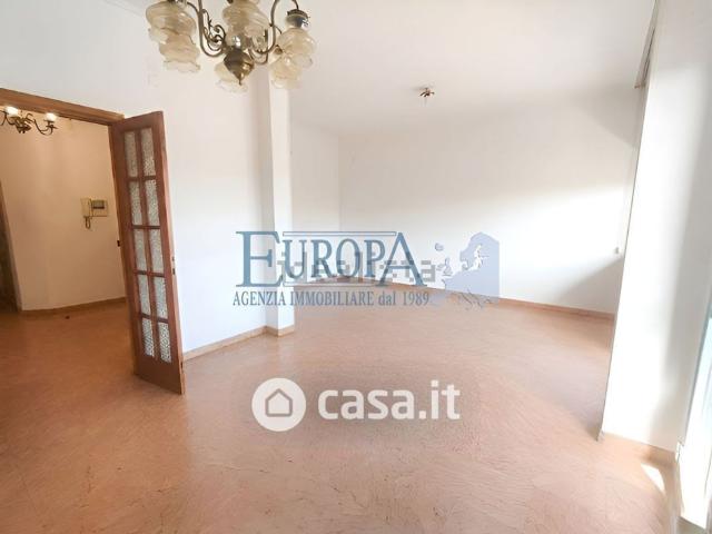 Appartamento in vendita di 145 m² in Viale Francesco Bonaini, 48