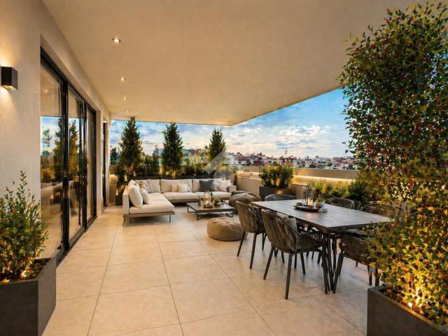 Appartamento in vendita di 145 m² in Viale Riccardo e Pietro Barilla, 29