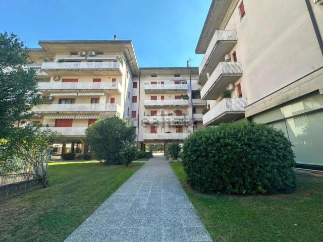 Appartamento in vendita di 145 m² in Viale San Lazzaro, 177