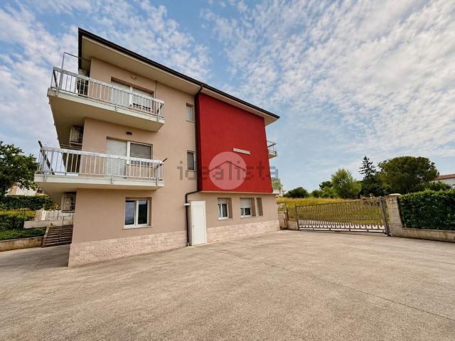 Appartamento in vendita di 145 m² in Contrada Macchie