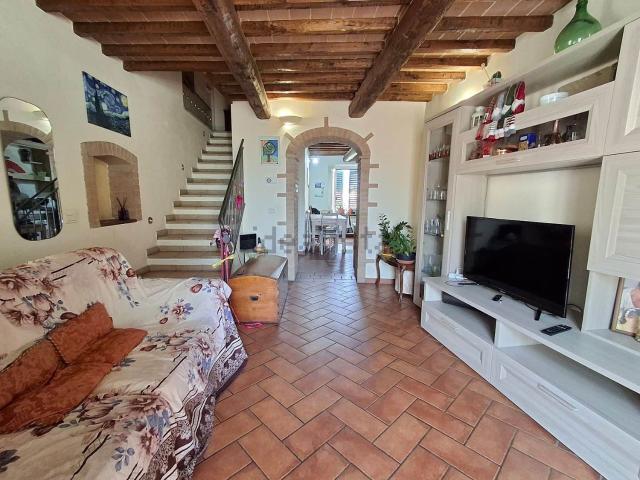 Appartamento in vendita di 145 m² in Località Stroppiello