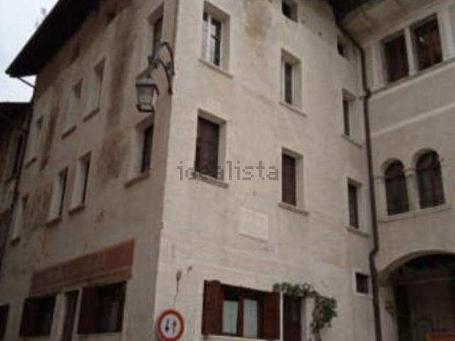 Appartamento in vendita di 145 m² in Piazza Vittorio Emanuele, 9