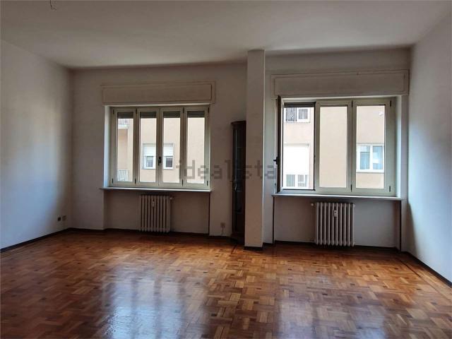 Appartamento in vendita di 146 m² in Via Carlo Emanuele Terzo, 43