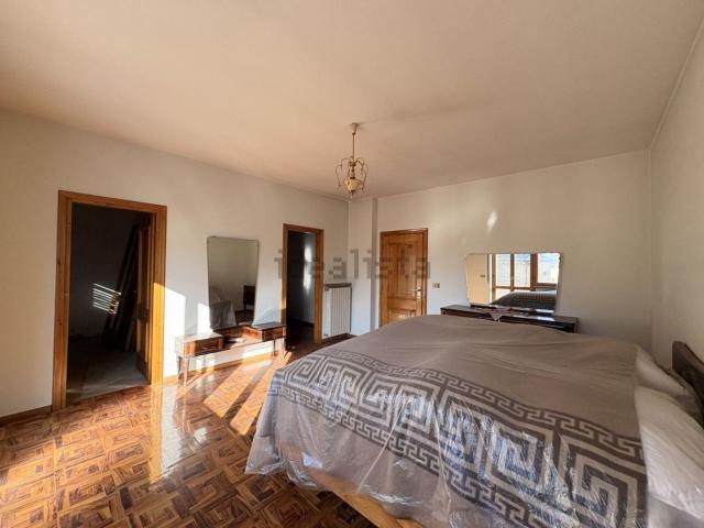 Appartamento in vendita di 146 m² in Via Cima Gogna