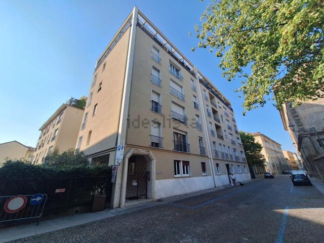Appartamento in vendita di 146 m² in Via Goffredo Mameli, 2