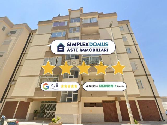 Appartamento in vendita di 146 m² in Via Giuseppe Fava