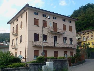 Appartamento in vendita di 146 m² in Via Dottor Domenico dal Lago