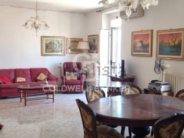 Appartamento in vendita di 146 m² in Via Delfino, 24