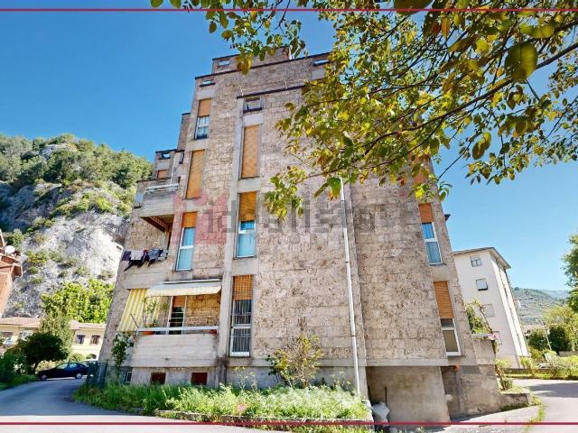 Appartamento in vendita di 146 m² in Via della Rimembranza, 46