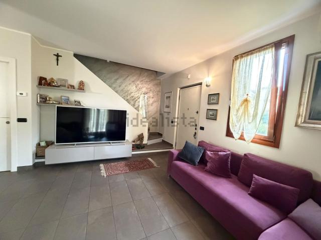 Appartamento in vendita di 146 m² in Via delle Vallazze, 18