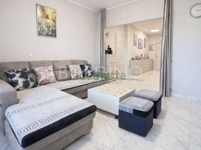 Appartamento in vendita di 146 m² in Via IV Novembre
