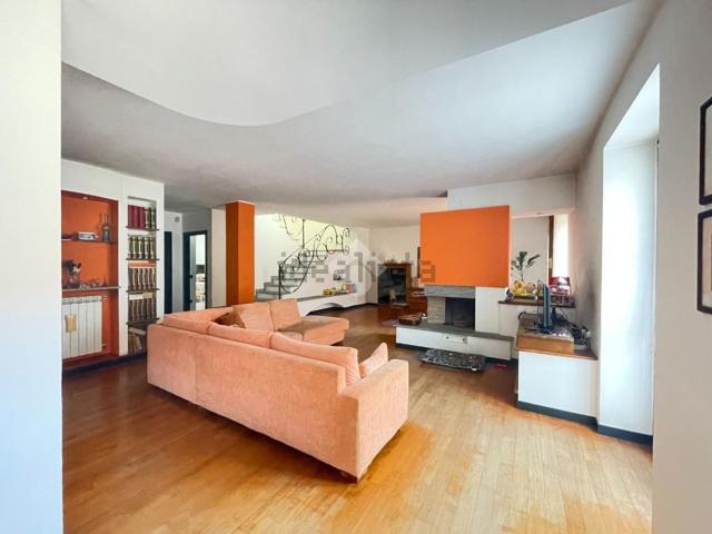 Appartamento in vendita di 146 m² in Via Ospedale, 56