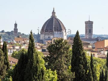 Appartamento in vendita di 146 m² in Via Luigi Settembrini