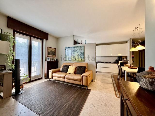 Appartamento in vendita di 146 m² in Via Monte Pastello, 2
