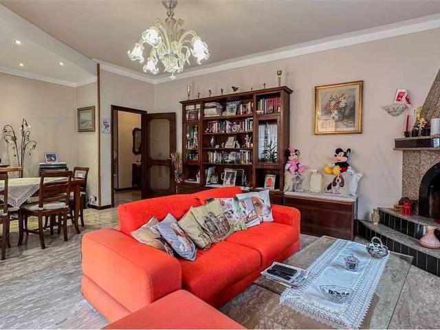 Appartamento in vendita di 146 m² in Via Nino Bixio, 7