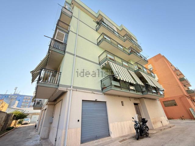 Appartamento in vendita di 146 m² in Via Sicilia