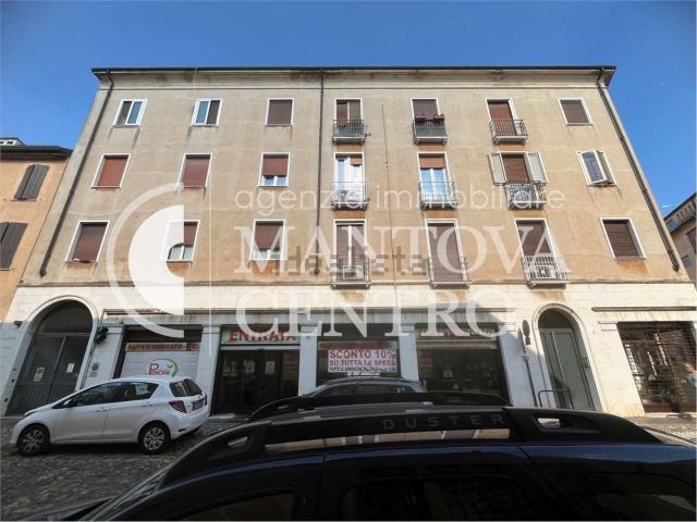 Appartamento in vendita di 146 m² in Via Porto, 3