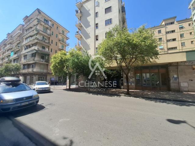 Appartamento in vendita di 146 m² in Via Posidonia, 182