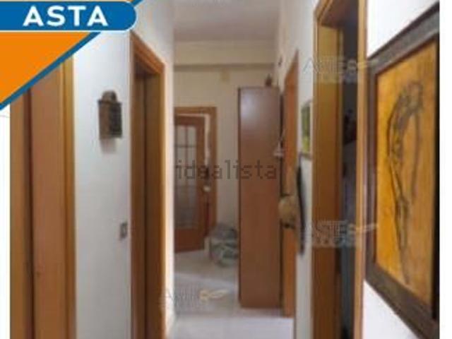 Appartamento in vendita di 146 m² in Via Panagulis, 11