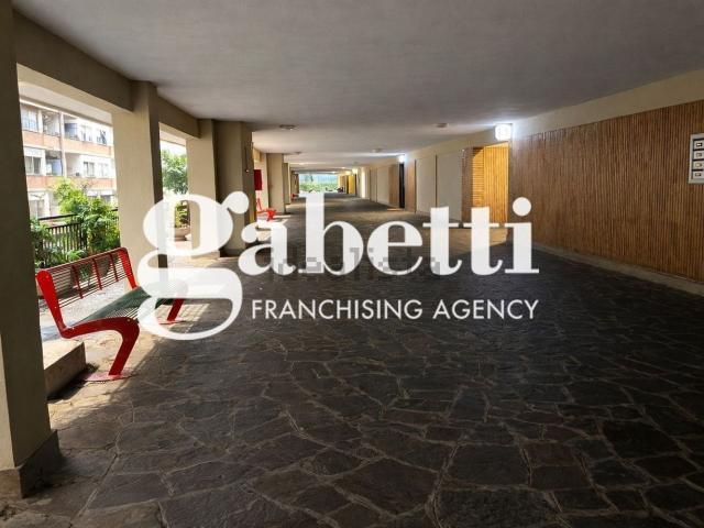 Appartamento in vendita di 146 m² in Via Pisino, 99