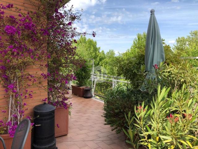 Appartamento in vendita di 146 m² in Via Renato Fucini, 246