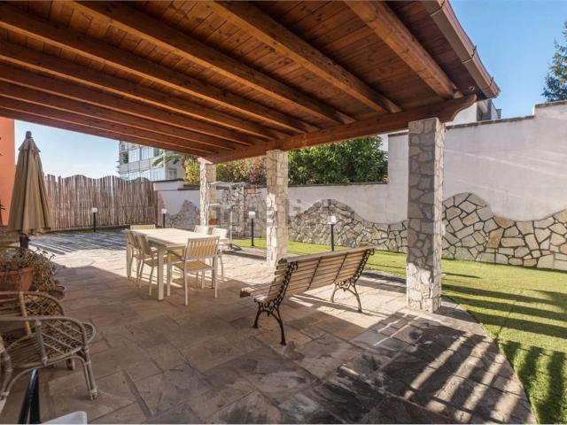 Appartamento in vendita di 146 m² in Via Ticino, 3
