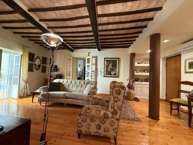 Appartamento in vendita di 146 m² in Via XI Febbraio