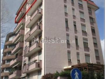 Appartamento in vendita di 146 m² in Via XXV Aprile, 2