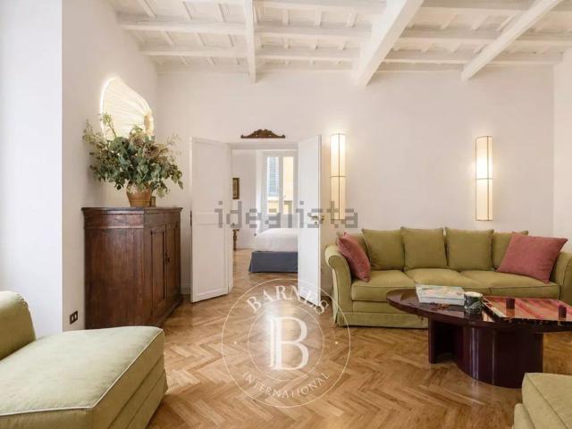 Appartamento in vendita di 146 m² in Piazza de&apos  Renzi
