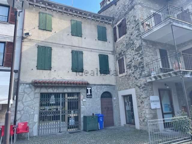 Appartamento in vendita di 146 m² in Piazza Roma, 26