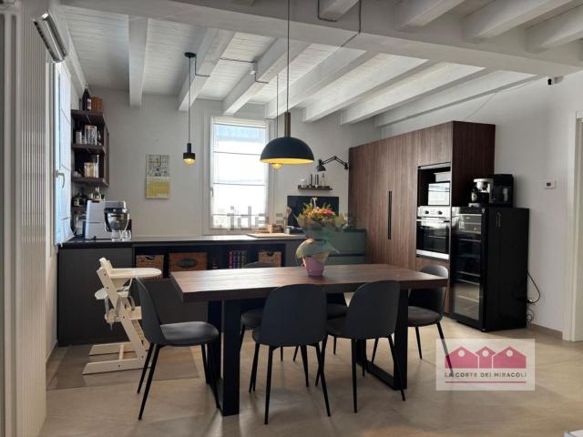 Appartamento in vendita di 147 m² in Via Galileo Galilei