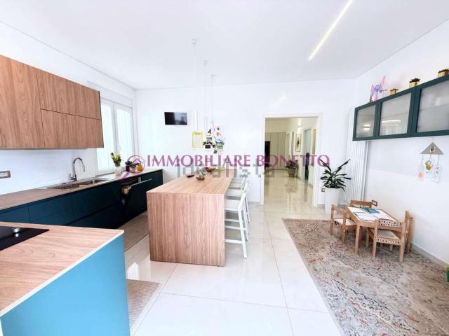 Appartamento in vendita di 147 m²