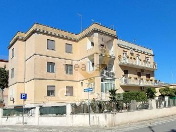 Appartamento in vendita di 147 m² in Via Andrea Doria, 4