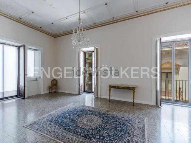 Appartamento in vendita di 147 m² in Via Al Carmine, 7