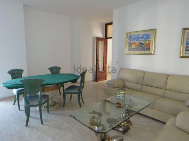 Appartamento in vendita di 147 m² in Via Lanciano, 17