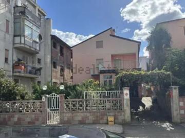 Appartamento in vendita di 147 m² in Via Leonardo da Vinci